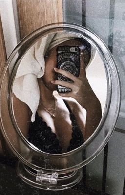 Body Photography, Mirror Selfie Poses, Fotos Goals, Foto Poses, Mirror Photo, Tumblr Aesthetic, Best Photo Poses, Selfie Ideas Instagram, Photo Insta