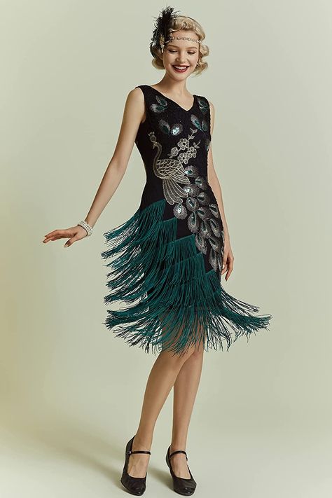 BABEYOND 1920s Vintage Peacock Sequined Dress Gatsby Fringed Flapper Dress Roaring 20s Party Dress at Amazon Women’s Clothing store Roaring 20s Fashion Women, Roaring 20s Party Dress, 20s Party Dress, 1920 Women's Fashion, Roaring 20s Fashion, Flapper Accessories, 1920s Fashion Women, 1920s Women, 20s Dresses