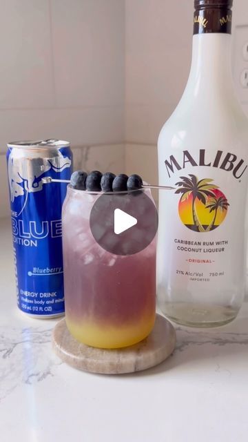 Dio & Iris on Instagram: "Blueberry Redbull X Malibu Rum + pineapple juice 💛💙  #maliburum #maliburumdrinks #rum #cocktails #cocktailrecipes #cocktailhour #dioandiris" Blueberry Red Bull Alcoholic Drinks, Blueberry Redbull Drinks, Redbull Cocktails Recipe, Redbull Alcoholic Drinks, Redbull Cocktails, Redbull Drink Recipes, Red Bull Cocktails, Malibu Rum Drinks Recipes, Dessert Drinks Alcohol