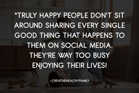 happy people don't post everything on social media Posting Everything On Social Media Quotes, Getting Off Social Media Quotes, Social Media Validation, Social Media Quotes Truths, Private Life Quotes, Anti Social Media, Social Media Break, Post Quotes, Happy People