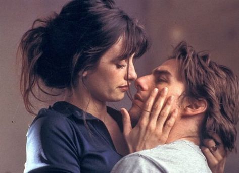 15 Best Romantic Movies with Convincing On-Screen Chemistry (2018) Penelope Cruz And Tom Cruise, Vanilla Sky Penelope Cruz, Tom Cruise Vanilla Sky, Penelope Cruz Vanilla Sky, Jamie Hince, Brian Austin Green, Vanilla Sky, Selma Blair, Liza Minnelli