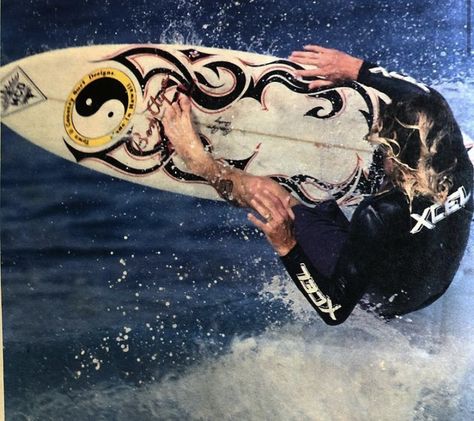 Surf Core Aesthetic, Dark Surfer Aesthetic, Surf Punk Aesthetic, California Surf Aesthetic, 60s Surf, Surf Punk, Vintage Surf Photography, Surfer Aesthetic, Surf Spray