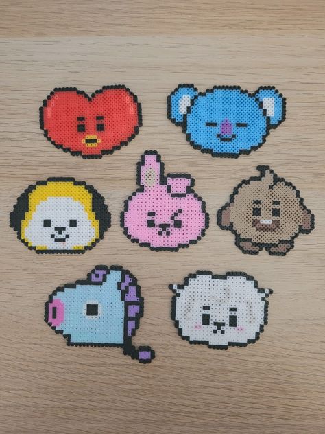 Kpop Pearler Beads, Stray Kids Perler Beads, Bt21 Perler Beads, Kpop Perler Beads, Bts Perler Beads, Bts Pixel Art, Kpop Pixel Art, Hama Art, Pony Bead Projects