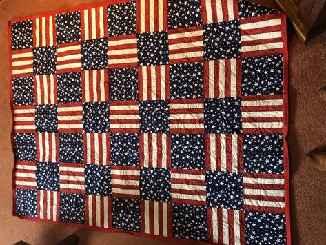 Veterans Quilts Patterns, American Flag Quilt, Picnic Quilt, Quilt Rack, Flag Quilt, Red And White Quilts, American Quilt, Quilt Of Valor, Quilt Square Patterns