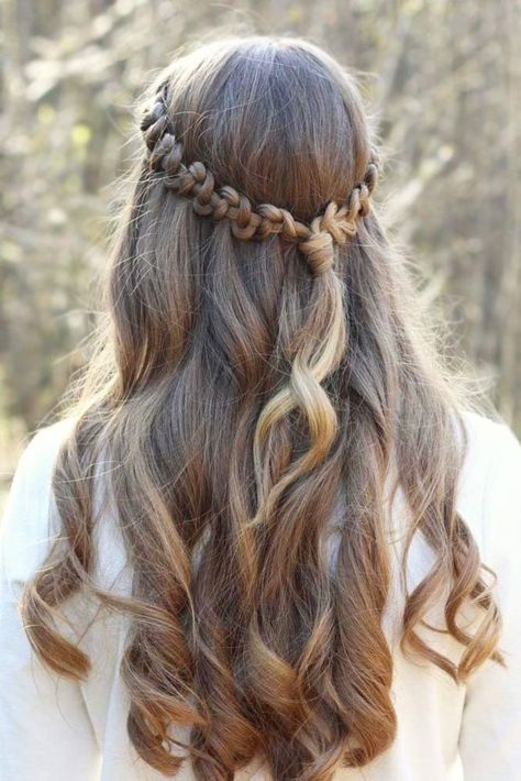 Snake Braid Hairstyles, Hairstyle Wallpaper, Snake Braid, Best Braided Hairstyles, Feminine Hair, Latest Hair Braids, Pretty Hair Styles, Fishtail Braid Hairstyles, Shaved Side Hairstyles