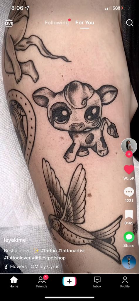 Cool Tattoos For Girls, 90s Tattoos, Organic Tattoo, Shop Tattoo, Flash Tattoo Designs, Cute Small Tattoos, Stylist Tattoos, Poke Tattoo, Dope Tattoos