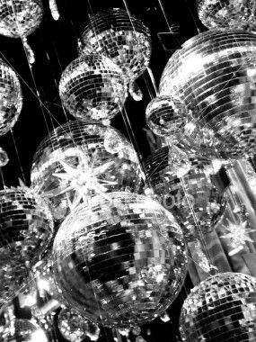 Glitter balls. For ideas and inspiration from planning through to running an exceptional event like this, contact Effective Business Events - www.effectivebusiness.com Shattered Dreams, New Year Wallpaper, Mirror Ball, Gray Aesthetic, Studio 54, Disco Balls, Disco Party, Sparkles Glitter, All That Glitters