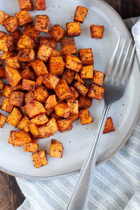 Holiday Dinner Sides, Air Fryer Sweet Potatoes, Potatoes In The Air Fryer, Sweet Potato Varieties, Roasted Sweet Potato Cubes, Sweet Potato Recipes Roasted, Sweet Potatoes Recipe, Cooking Sweet Potatoes, Side Dishes Recipes