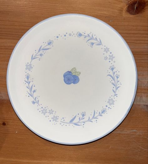 Pottery Painting Simple Ideas, Blueberry Pottery Painting, Color Me Mine Painting Ideas, Butterfly Pottery Painting, Miffy Pottery Painting, Disney Pottery Painting Ideas, Blueberry Pottery, Cute Pottery Painting Ideas Plates, Color Me Mine Ideas Plates