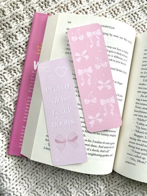 Pretty Girls Read Books Bookmark Set | Coquette Bookmark | Trendy Bookmarks | Bookish | Booktok | Cute Coquette Bookmark | Bookish Accessory Trendy Bookmarks, Coquette Bookmark, Books Bookmark, Bookmark Craft, Cute Coquette, What To Do When Bored, Magical Gift, Pink Vibes, Girl Reading