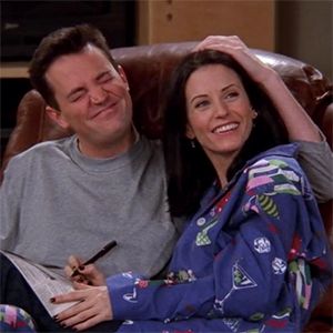 twitter stuff Monica Friends, Chandler Friends, The Bigbang Theory, Friends Best Moments, Monica And Chandler, Friends Pictures, Friends Scenes, Friends Poster, Friends Cast