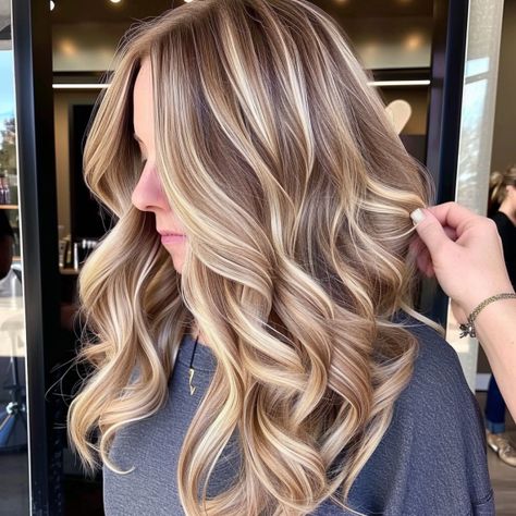 Champagne Highlights in Honey Blonde Hair Rambut Brunette, Blonde Highlights On Dark Hair, Summer Blonde Hair, White Tape, Brunette Hair With Highlights, Hairstyle Tutorials, Balayage Blonde, Gorgeous Hair Color, Dark Hair With Highlights