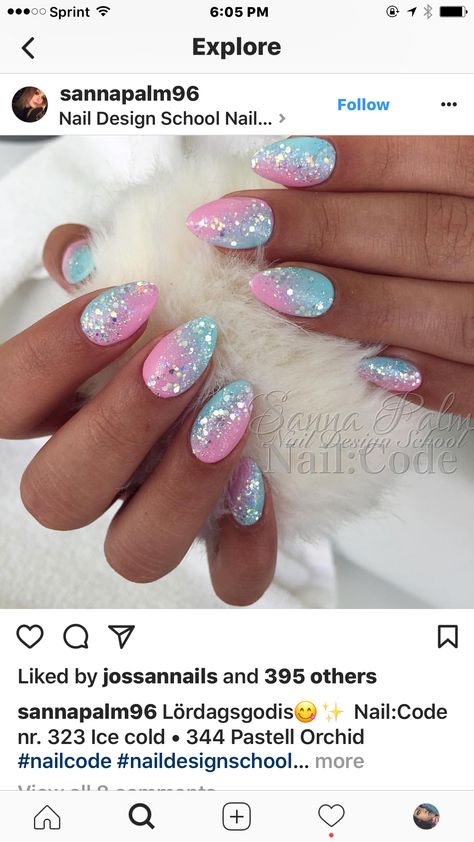 | Beautiful Cases For Girls Nails 23, Unghie Sfumate, Nail Effects, Unicorn Nails, Mermaid Nails, Nails Christmas, Sparkle Nails, Nails Desing, Gel Eyeliner