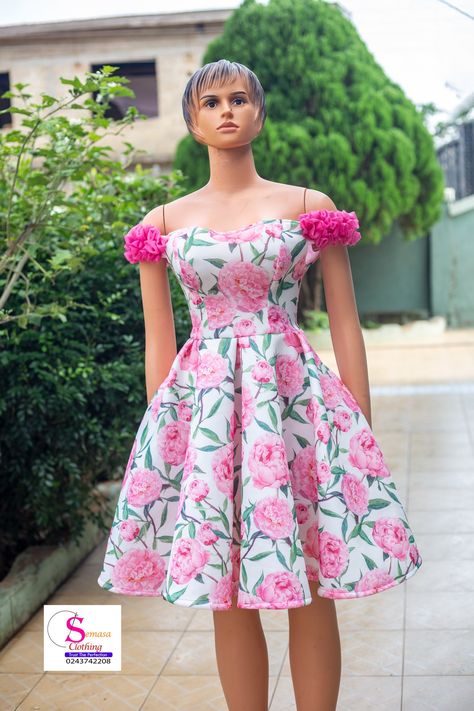 Scuba Dress Outfit Classy, Short Flare Gown Styles, Ankara Flare Gown Styles, Short Flare Gown, Unique Dresses Short, Brocade Styles, Flare Gown Styles, Nigerian Lace Dress, Teenage Dress