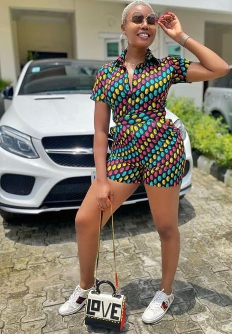 Ankara Short And Top For Ladies, Ankara Short Dress Styles, Jumper Suit, African Print Pants, Ankara Short, Stylish Naija, Chic Dress Classy, Short African Dresses, Best African Dresses