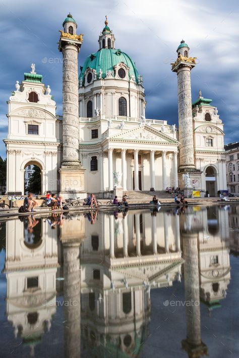 Baroque Architecture, Innsbruck, Environmental Design, Central Europe, Vienna Austria, Long Exposure, Beautiful Buildings, Places Around The World, Cologne Cathedral