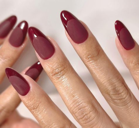 Matte Maroon Nails With Glossy Tip, Burgundy Matte Nails With Glossy Tips, Burgundy Nails Matte And Glossy, Glossy Nails With Matte Tip, Matt And Glossy Nails, Red Wine Matte Nails, Matte Nail With Glossy French Tip, Wine Nails Matte, Matte Nails With Glossy French Tip