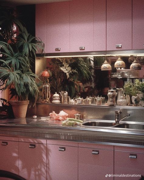 Pink Penthouse, 80s Apartment, Penthouse Kitchen, 80s Kitchen, 90s Interior, 1980s Decor, 80s Interior Design, 80s House, Glam House