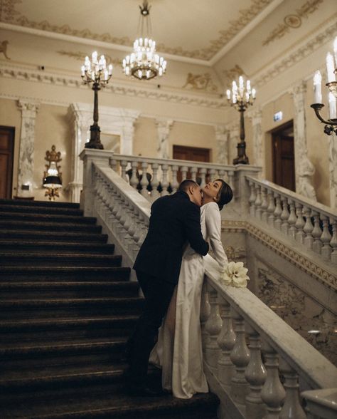 Royal Wedding Pictures, Old Money Pre Wedding Photoshoot, Old Money Style Engagement Photos, Old Money Wedding Photography, Old Money Wedding Photoshoot, Royalty Photoshoot Ideas, Old Money Wedding Photos, Couple Editorial Shoot, Engagement Photo Shoot Poses