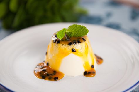 Vanilla Panna Cotta with Passionfruit Sauce Passionfruit Panna Cotta, Passionfruit Sauce, Justine Schofield, Thickened Cream, Vanilla Panna Cotta, Food Garnish, Panna Cotta Recipe, Family Desserts, Cream Custard