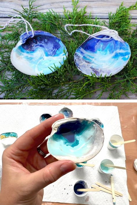 turn your summer shells into gorgoeous beach scene Christmas ornaments. How to make a resin ocean ornament. Diy Christmas Crafts To Sell, Nautical Christmas Ornaments, Seashell Christmas Ornaments, Beach Christmas Decorations, Beach Christmas Ornaments, Using Resin, Coastal Ornament, Coastal Christmas Tree, Resin Beach