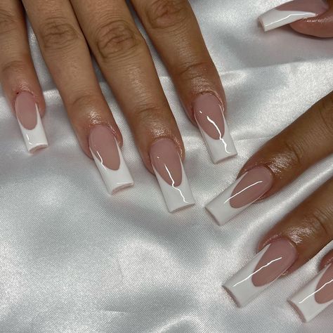 Med Square Acrylic Nails French Tip, White White French Nails, Squared French Tips, Medium Nails Square, White French Tip Square, Medium French Tip Nails, White French Tip Coffin, Medium French Tip Acrylic Nails, Franche Nails