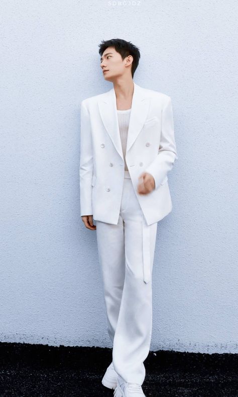 All White Outfit Men Formal, Male White Outfit, Tuxedo For Men White, Korean Suit Men, Miami Lookbook, Mens White Suit, Korean Suit, Dragon Oc, Suits Korean