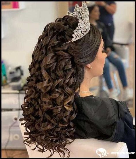 10 The Best Quinceanera Hairstyles For Your Big Day - Mody Hair Quinceanera Hairstyles Half Up Half Down, Sweet 16 Hairstyles, Hair Quince, Red Quince, Quince Hairstyles With Crown, Quinceanera Hairstyles, Hairstyles Bun, Quince Hairstyles, Quince Dresses