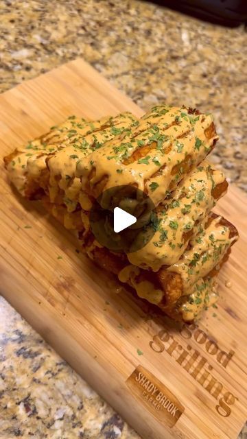 Spinach Crab Dip, Seafood Egg Rolls, Crab Eggs, Cabbage Recipes Healthy, Caribbean Foods, Crab Recipe, Superbowl Appetizers, Crab Dip, Egg Roll Recipes