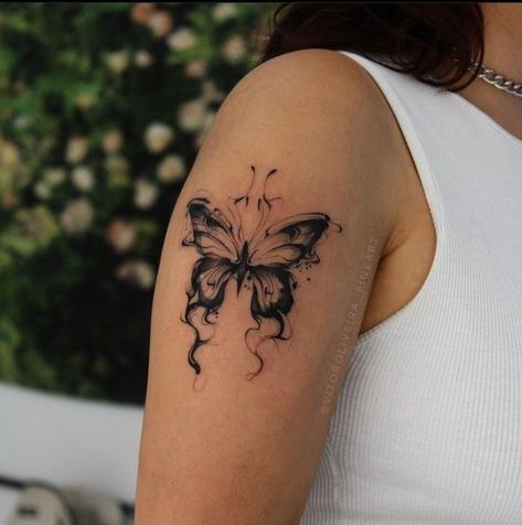 Butterfly Tattoos For Women, Tattoos For Black Skin, Classy Tattoos, Discreet Tattoos, Subtle Tattoos, Aesthetic Tattoo, Elegant Tattoos, Dope Tattoos, Simplistic Tattoos