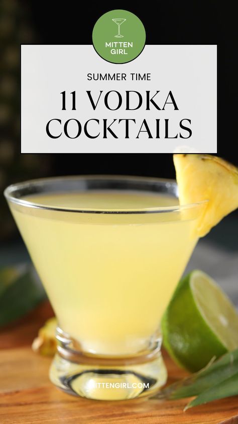 Summer time is the perfect time for cold, refreshing vodka cocktails? There’s nothing like a warm weather happy hour with pretty drinks, especially when my cocktail is made with summer's seasonal ingredients like fresh berries, herbs, and other in season produce. Drink Of The Day Cocktails, Party Drinks Alcohol For A Crowd Vodka, Simple Cocktails Vodka, Summer Party Drinks Alcohol, Summer Time Cocktail, Popular Drinks Alcohol, Happy Hour Drink Ideas, Summer Vodka Drinks Easy, Vodka Mixed Drinks Recipes Easy