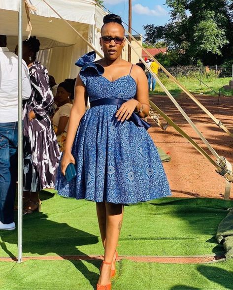 shweshwe 2022 Traditional Tswana Dresses, Lobola Outfits Woman Dresses Zimbabwe, Leteisi Dress Patterns 2023, Setswana Traditional Attire For Women, Modern Tswana Traditional Dresses, Shivonne Dress Styles, Seshoeshoe Dress Patterns, Lobola Outfits Bridesmaids, Bridesmaid Dresses Traditional