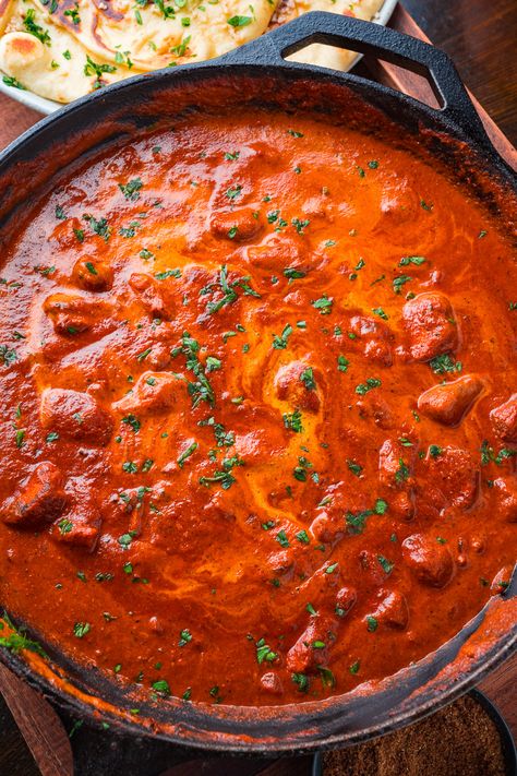 Chicken Tikka Masala Chicken Tika Massala, Tikka Masala Chicken, Grilled Marinated Chicken, Poulet Tikka Masala, North Indian Food, Butter Chicken Curry, Chicken Tikka Masala Recipes, Tikka Masala Recipe, Chicken Masala