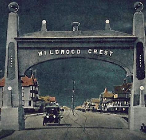 Wildwood Crest Nj, Wildwood Crest, Jersey Boys, Jersey Shore, Christmas Eve, Vintage Photos, New Jersey, Arch, Christmas