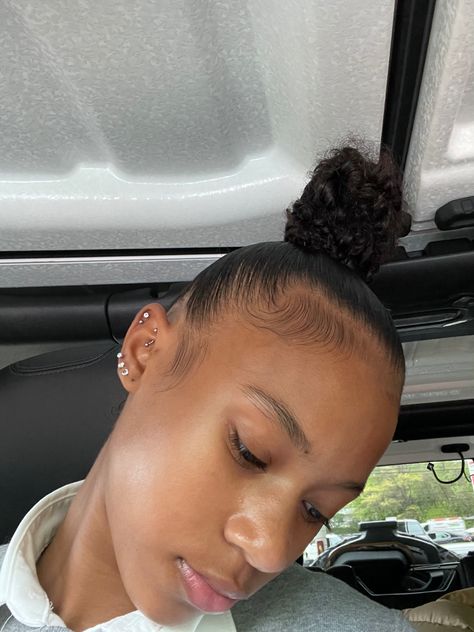 Ear Piercings For Small Ears Ideas, Ear Piercing Ideas Black Women, Faux Locs Marley Hair, Slick Backs, Weave Hairstyles Braided, Natural Hair Bun Styles, Quick Natural Hair Styles, Curly Hair Styles Easy, Natural Curls Hairstyles