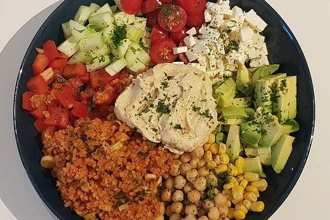 Bulgur Salad, Low Cal Recipes, Buddha Bowl, Low Cal, Salad Bowls, Gnocchi, Easy Workouts, Cobb Salad, Food Inspiration