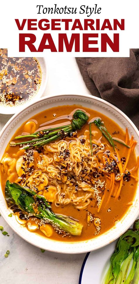 Asian Bowl Recipe Vegetarian, Veg Ramen Noodle Recipes, Veg Ramen Bowl, Veg Ramen, Ramen Bowl Recipe, Vegetarian Ramen Recipe, Veggie Ramen, Vegan Ramen Recipes, Tonkotsu Broth