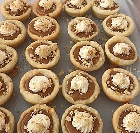 Caramel Cup Tassies, Caramel Cups Recipe, Carmel Cup Tassies, Carmel Cups Recipe, Carmel Cup Cookie Recipe, Caramel Cup Cookies, Caramel Tassies Recipe, Caramel Cookie Cups, Caramel Cups Cookies