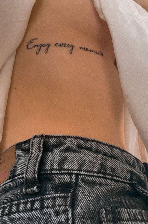 Ribs Quote Tattoo, Tattoo Ideas Female Rib Cage, Quote Rib Tattoo, Intimate Tattoos For Women, Elegant Tattoos For Women Classy, Unique Rib Tattoo, Ribs Tattoo For Women, Small Rib Tattoos For Women, Waist Tattoos For Women