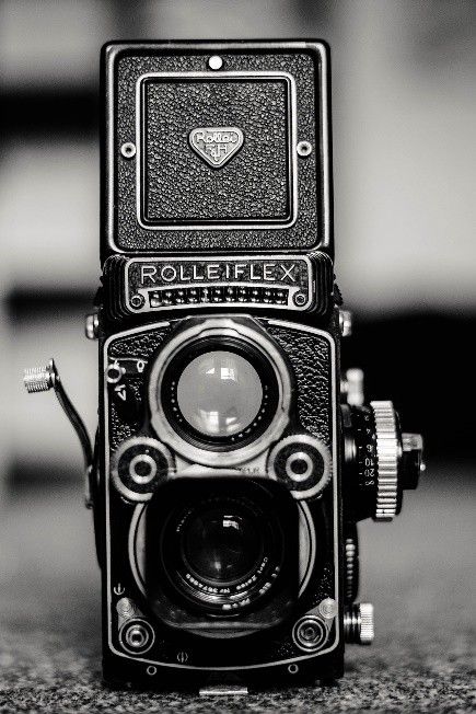 Vintage Cameras Photography, Antique Cameras, Photography Advice, Popular Photography, Old Cameras, Digital Slr Camera, Vintage Cameras, Photography Camera, Vintage Camera