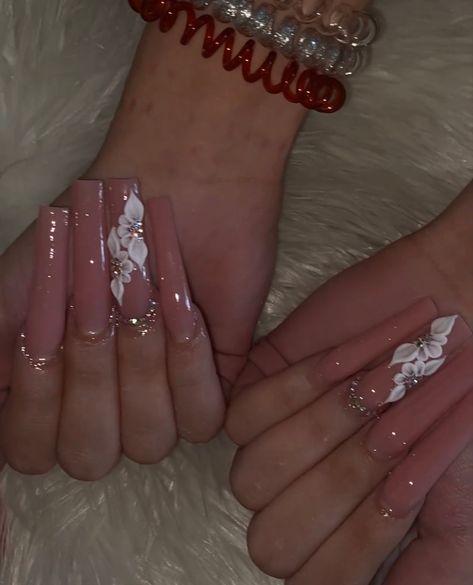 Fake Nails Designs, Acrylic Nail Set, Baddie Nails, Transparent Nails, Dry Nail Polish, Glow Nails, Long Acrylic Nails Coffin, Acrylic Nails Coffin Pink, Long Square Acrylic Nails