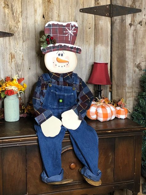 Outdoor Christmas Porch Decor, Outdoor Christmas Porch, Porch Sitters, Porch Decor Christmas, Wooden Snowmen, Wood Snowman, Personalized Stuffed Animals, Snow People, Winter Porch