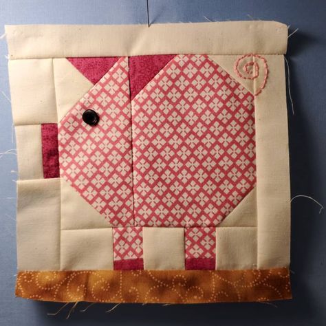 Farm Quilt Patterns, Farm Animal Quilt, Pig Quilt, Paper Quilting, Homemade Goods, Patchwork Diy, Sewing Quilts, Paper Pieced Quilt Patterns, Farm Quilt