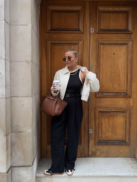 Short twill jacket - Cream - Ladies curated on LTK Cream Jacket Outfit, Minimal Street Style, Bella Hadid Outfits, Cream Jacket, Aesthetic Fits, Outfit Grid, Twill Jacket, Minimal Outfit, Jacket Outfit