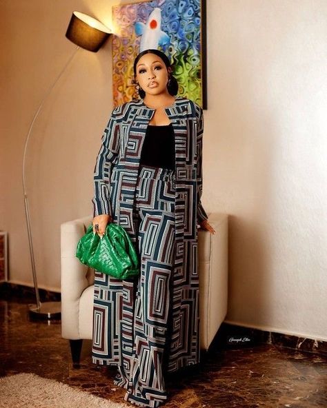 Feminine Style Casual, Rita Dominic, African Maxi Dress Ankara, Stylish Naija, African Print Tops, Modest Dresses Fashion, 2piece Outfits, African Fashion Skirts, African Wear Dresses