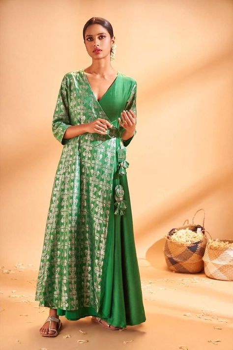 Angarakha Kurta, Long Frock Designs, Indo Western Dress, Kurti Designs Latest, Kurta Designs Women, Unique Dress, Dress Indian Style, Dress Indian, Ganesh Chaturthi