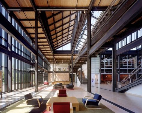 Pixar Animation Studios Pixar Offices, Emeryville California, Bohlin Cywinski Jackson, Pixar Studios, Modern Lodge, Casa Container, Curtain Wall, Public Places, Work Spaces