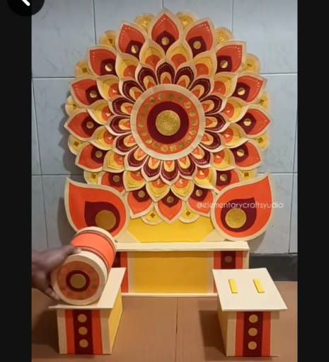 School Decorations Diy, Paper Mandala, Cardboard Decor, Ganpati Decoration Theme, Ganesh Chaturthi Decoration, Ganpati Decoration At Home, Ganapati Decoration, Paper Crafts Magazine, Diwali Decorations At Home