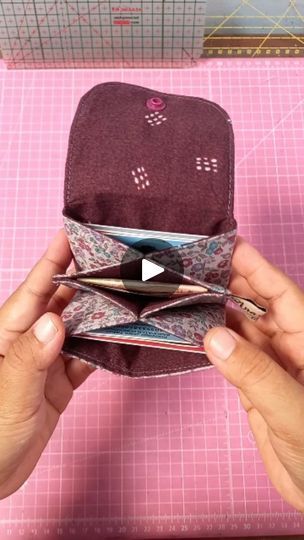 Credit Card Purse Pattern, Coin And Card Purse, Coin Purse Tutorial How To Make, Accordion Wallet Pattern Free, Card Holder Pattern Free, Diy Card Holder Wallet, Card Purse Pattern, Crochet Wallet Pattern Free, Card Purse Tutorial