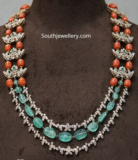 Diamond necklace with coral beads and emeralds photo Coral Beads Jewellery, Diamond Haram, Gem Necklaces, Coral Jewelry Set, 22 Carat Gold Jewellery, Simple Necklaces, Flower Costume, Gold Pearl Jewelry, Bridal Jewelry Vintage